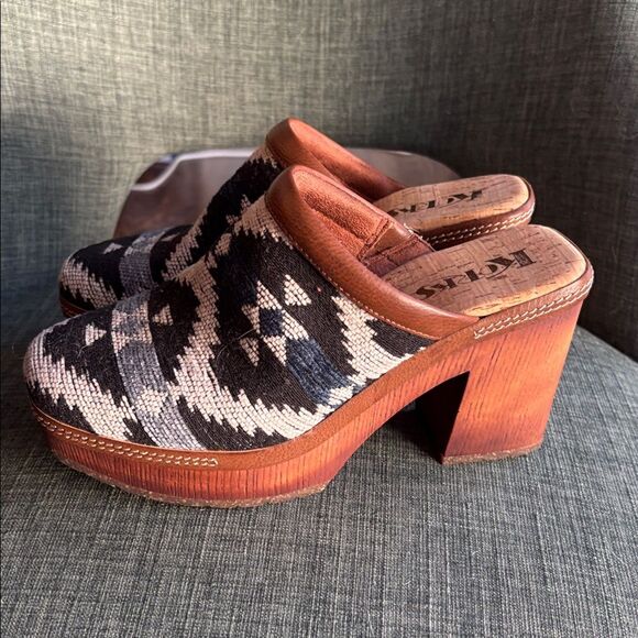 Korks Kork Ease Lori Slip On Fabric Aztec Clog Mule Block Heel Platform Women 7 - Picture 13 of 14
